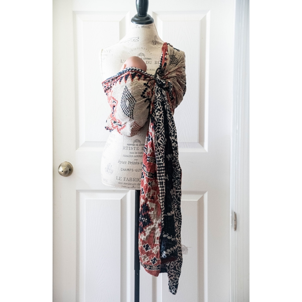 EUC Kantha Bae African Tribal Ring Sling